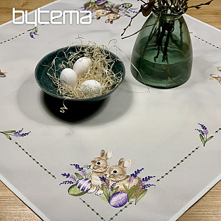 Bestickte Tischdecke OSTERHASE mit Lavendel