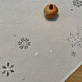 Bestickte Weihnachtstischdecke und Schal in GRAU-WEISS-FLAKE